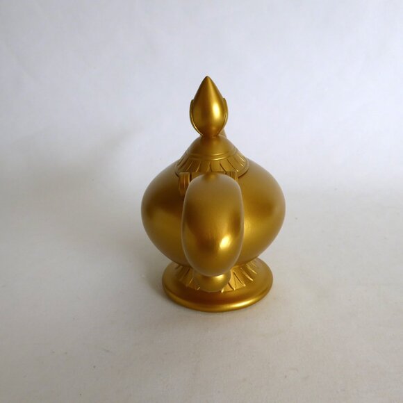 NEW 11” DISNEY ALADDIN GENIE INSIDE LIDDED GOLD LAMP RESIN SCULPTURE - Picture 10 of 15